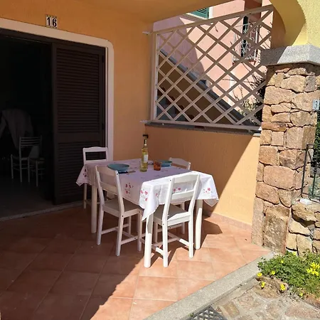 Casa Arborea Agrustos